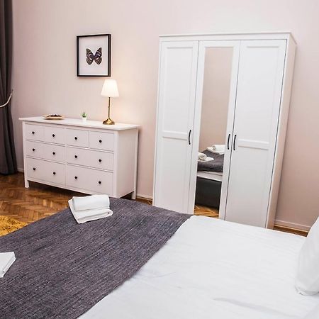 Fullmoon Apartments 1 Segedin Dış mekan fotoğraf